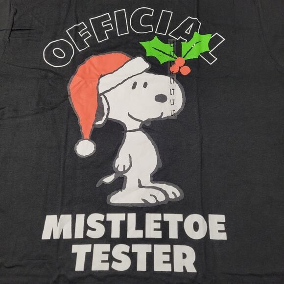 NWT Snoopy Official Mistletoe Tester T-shirt size Large Tall - Picture 2 of 5